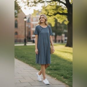 UMGEE Striped Casual Dress with Pockets and working Buttons. Size Small